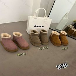 Snow boots for women with thick soles and fur shoes for outer wear 23 Winter new fur integrated round toe muffin sole short boots with plush