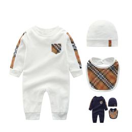 100% Cotton Baby Rompers Boy Girl 1 2 Years Old Newborn Long Sleeve Short Sleeves Kids Designer Jumpsuit Hat Bibs 3 Piece Set