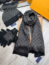 Box Hat Scarf Set For beanies Men Women Winter 3 Piece Caps Shawl Designer Hats Scarves Gloves Wool Beanie Wrap Scarfs