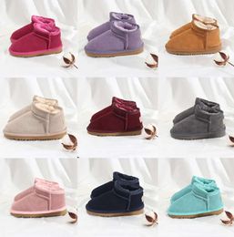 2024 Australia Warm Boots Mini Half Baby Snow Boot Ankle Boot Classic Winter Full Fur Fluffy Furry Baby Kids Booties Boys Girls Platform Booties Chestnut bn0