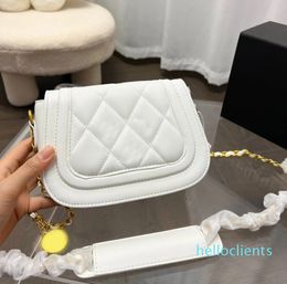 High-Quality Designer Shoulder Bag with Fang Pangzi Gold Coin chain - Fashionable Crossbody Handbag for Women