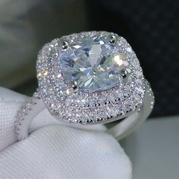 Luxury Womens Wedding Rings Fashion Silver Gemstone Engagement Rings For Women Jewelry Simulated Diamond Ring300z