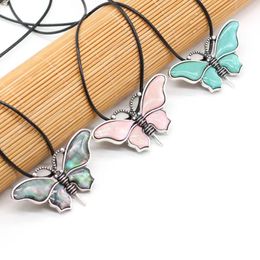 Pendant Necklaces Natural Abalone Shell Necklace Cute Butterfly Animal For Jewellery Gift Length 55 5cm Size 57x32mm
