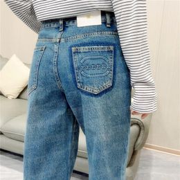 Designers Jeans Pants For Women Back Pocket Embossed Letter Design Denim Pant Girls Hip Hop Street Style Trousers Jean272B