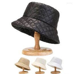 Berets 2023 Winter Black Bucket Hat Women Vintage Plaid Cap Outdoor Ultra Light Down Cotton Fisherman Stylish Portable