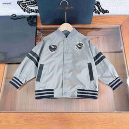 luxury designer Kids zipper Coats fashion Child jacket Size 100-150 CM Embroidered badge decoration on the chest Baby Outwear Aug30