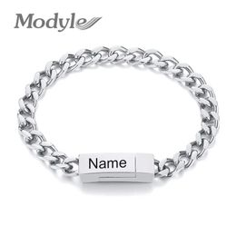 Chain KOtik Minimalist Bracelet for Men Women Engrave Name Glossy Stainless Steel Basic Miami Cuban Wristband Magnet Clasp 231016