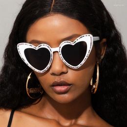 Óculos de sol Yooske moda diamante mulheres retro coração em forma de óculos de sol senhoras amor pêssego quadro óculos de sol vintage