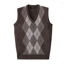 Men's Vests Fashion V Neck Vest Argyle Pullover Diamond Sweater Designer Brand Men Knitted Sleeveless Autum Casual Clothing A28