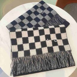 Super invincible soft glutinous men's cashmere checkerboard scarf
