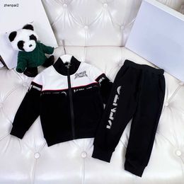 luxury autumn suits for girl boy high quality kids Tracksuits Size 90-150 CM 2pcs Spliced design stand neck jacket and elastic waist pants Sep01