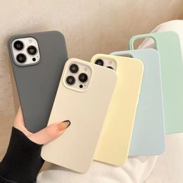 Custodia Silcione ufficiale classica per iPhone 15 Plus 14 13 12 11 Pro Max Cover in silicone liquido Candy Color Coque Capa per Apple iPhone Cover protettiva per paraurti posteriore