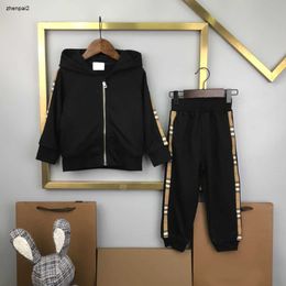 luxury baby clothing kids Tracksuits baby autumn suits Size 100-160 CM 2pcs Hooded jacket and side plaid patchwork sweatpants Sep01