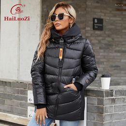 Women's Trench Coats HaiLuoZi 2023 Winter Jacket Warm And Thick Fashion Female Parka High Quality Zipper Design Hooded Coat Women 886