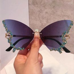 Sunglasses Fashion Crystal Shiny Butterfly For Women Vintage Rimless Oversized Rhinestone Cat Eye Sun Glasses Female Shades