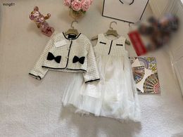brand fashion autumn suit for girls Baby dresses sets Size 110-160 CM Butterfly pearl embellished long sleeved jacket and vest lace dress Sep10