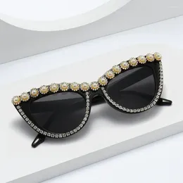 Sunglasses Oulylan Fashion Diamond Women Personalized Flower Cat Eye Sun Glasses Female Anti Blue Light Frame