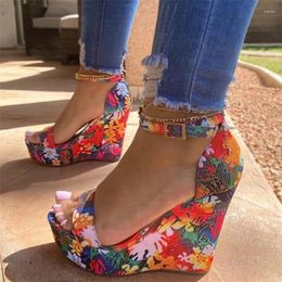 Dress Shoes 2023 Women's Floral Pattern Wedge Sandals Summer Open Toe Platform Ankle Strap Ladies High Heel Footwear