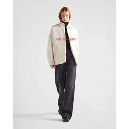 5A Women's Designer Down Coat Parkas Fashion Winter Warm Jacket Short Stripe Letter High Quality Down Coat Women's Fashion Coat Triangle Windbreaker 2 Colours