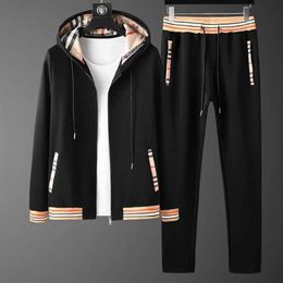 Designer Mens Tracksuits Long Sleeve Full Zipper Jogging Suits Letters Sweatsuit Sets Track Hoodie Jackets Sweatpants 2 Pieces M-4241S