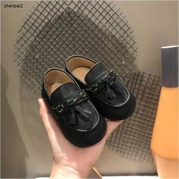 luxury toddler shoes Tassel pendant decoration baby Casual Shoes Size 20-25 fashion walking shoes for infant Box Packaging Aug30