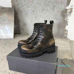 2023 Autumn/Winter Lace up Vintage Rubbed Colour Made Old Matsutake Thick Sole Short Boots Crafted Design Big Sole Will Not Collision