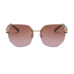 Sunglasses Gradient Women Ocean Water Cut Trimmed Lens Curved Temples Female UV400