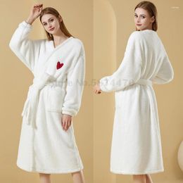 Women's Sleepwear Winter Thickened Coral Plush Bathrobe Sweet Love Warm Long Robe Loose Relaxed Nightgown White Flannel Homewear
