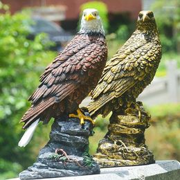 Garden Decorations Outdoor Resin Eagle Statue Decorative Ornament Stage Props Animal Sculpture Home Office Desk Decoration Birthday Gift