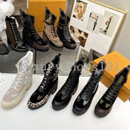 Tasarımcı Boot Kadın Ayak Bilgi Ödüllü Botlar Madalya Boot Kış Deri Kaba Yüksek Topuk Ayakkabı Çöl Tıknaz Topuklu Siyah Patika