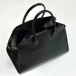 New Margaux Collection Handbag Minimalism Shape Design Underarm Package High Face Value Calfskin Fashion Shopping Wallet Shoulder Bags