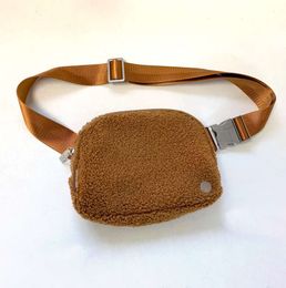 wholesale lulu everywhere Teddy bear chest belt Bag yoga sport 2023 New lululemens womens Luxury Designer Shoulder fanny pack portable water proof Waist bum bags 666