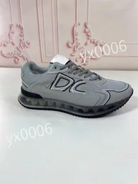 New Hot Luxury Designer men's and women's trendy sports shoes, black white, thick soled shoe retro casual shes, carrying and tying shoelaces jsml230508