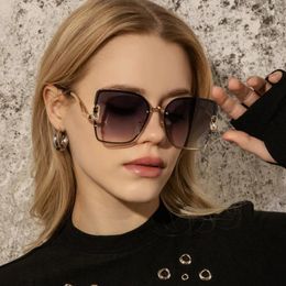 Sunglasses Retro Personality Frameless Trimming Diamond Women Trend Gradient Metal Sun Glasses Street Shooting