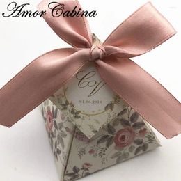 Gift Wrap Customized Creative Pink Floral Triangular Pyramid Wedding Favors Candy Boxes Bomboniera Party Box Sugar 100pcs