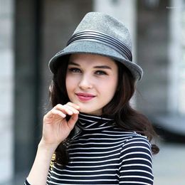 Berets Autumn Winter Fedoras Hat Women Outdoor Travel Jazz Fedora Cap Female Girl Elegant Casual Party Banquet Ladies Hats H7094