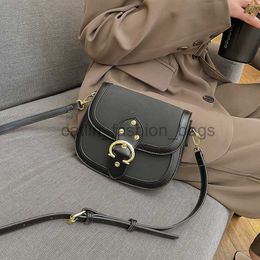 Cross Body Women's 2023 New Autumn One Shoulder Saddle Bag Fashion Crossbody Simple Bag Tidecatlin_fashion_bags