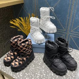 Apres Ski Boots Frauen Nylon Gabardine Schwarz weiß brauner Puffstiefel Oberstufe Abnehmbare gepolsterte Stapelfutter emailliertes Metall Bo 63