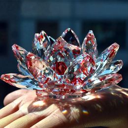 Arts and Crafts 6cm Quartz Crystal Lotus Flower Crafts Glass Paperweight Fengshui Ornaments Figurines Home Wedding Party Decor Gifts Souvenir 231017
