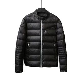 Zipper Letter Mens Down Jacket Stand Collar Lightweight men down jackets Arm Badge puffer jacket Winter Fashion men coat Size 1--5284I