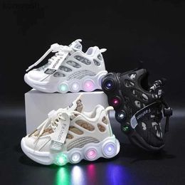 Athletic Outdoor Led Lights Shoes Kids Shoes Boys Sneakers Waterproof Mesh Shoes White Children Sport Running Girls Sneaker Brand TennisTrainersL231017