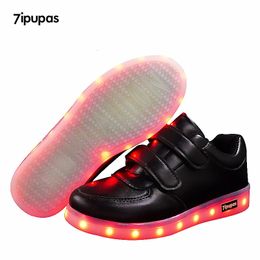 Boots 7ipupas Children Luminous Shoe Boy Girls Sport Running Baby Glowing Lights Fashion Sneakers Toddler Little Kid LED 231017