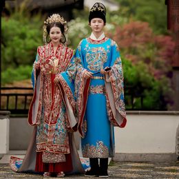Blu Rosso Antica Cina Hanfu Dinastia Ming Abito da sposa Coppia Set per la cerimonia cinese d'oltremare Affascinante costume da sposa sposo