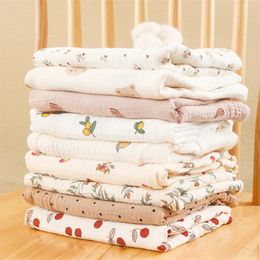 Colchas bebê swaddle algodão gaze cobertor bebê po cobertores nascido impresso toalha de banho folha colcha cama 231017