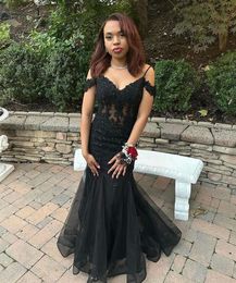 Black Beaded Lace Prom Dresses Mermaid Appliqued Evening Gowns Spaghetti Straps Tulle Floor Length Special Occasion Formal Wear