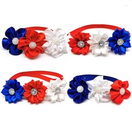 Dog Apparel 30/50pcs American Independence Day Pet Flower Bowties With Shiny Crystal Pearl Red White Blue Accessories Neckties