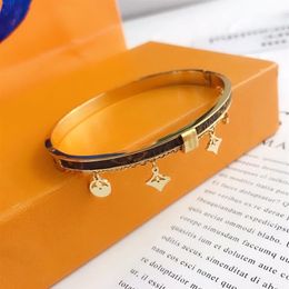 New Style Bracelets Women Bangle Designer Letter Jewellery Faux Leather 18K Gold Plated Stainless steel Wristband Cuff Fashion Jewel212N