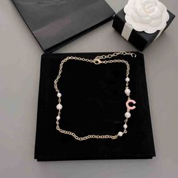 2023 Luxury quality charm choker pendant necklace with white nature shell beads in 18k gold plated have stamp box PS4688A