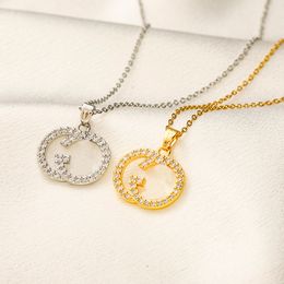 Designer Gift Necklace letter diamond Pendant Necklace High Quality Love Jewellery Simple Style Girl Long Chain 18K Gold Travel Birthday Family Necklace Y23396
