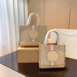 High grade original luxury design women's shopping bag with large capacity wear-resistantstain resistantshort distance travel bagoriginal double button handbag